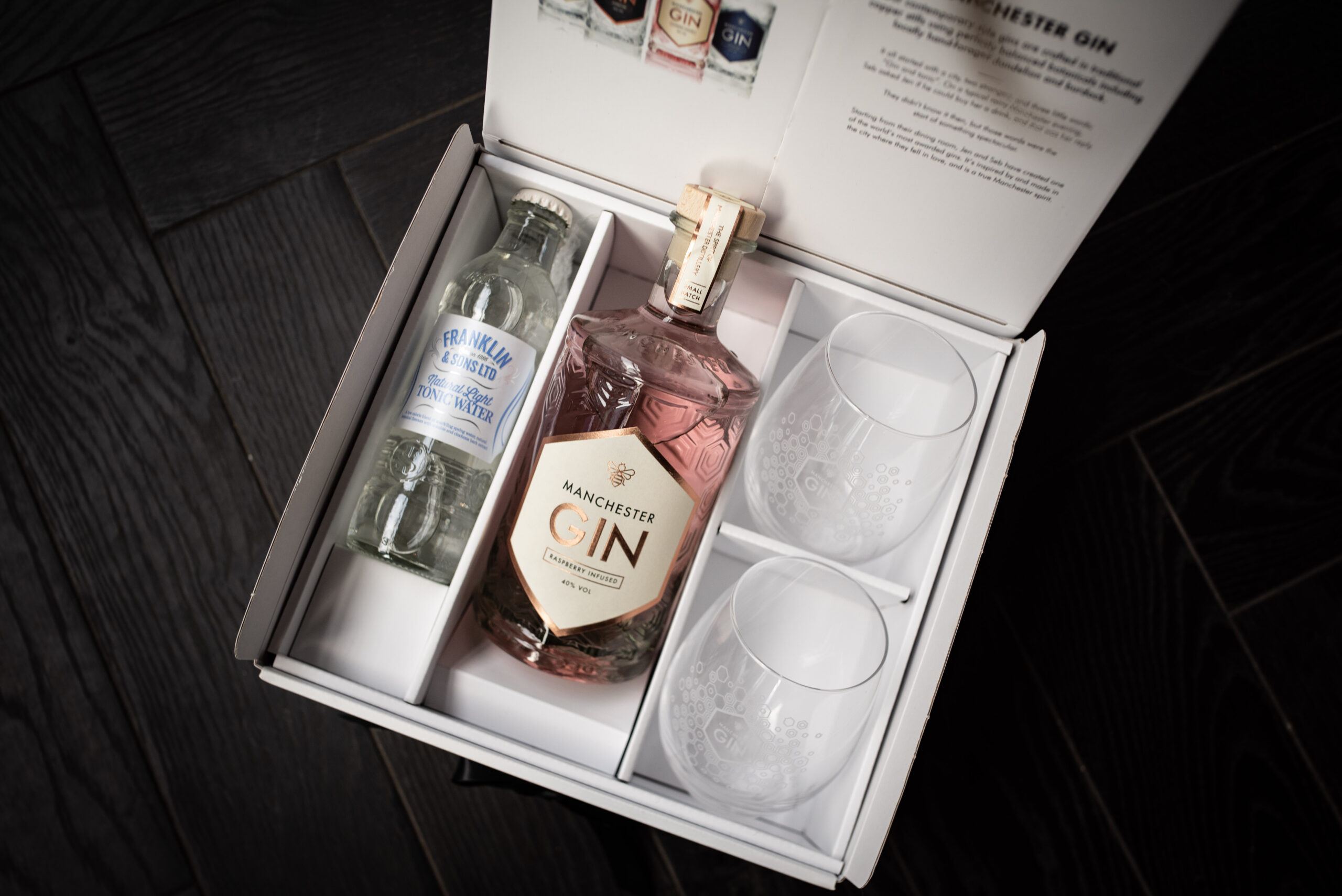 Manchester Gin Luxury Gandt T Set With Glasses Manchester Gin